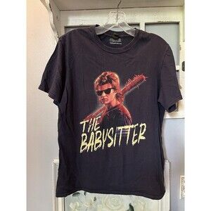 Stranger Things Steve The Babysitter Portrait T-Shirt Size M